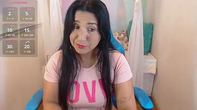 Miia Rosee  online show from February 24, 2026, 11:27 pm