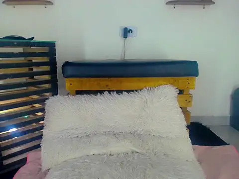 Tatoo Noah online show from March 21, 2026, 1:26 pm