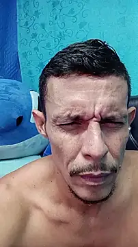 juanmaur22 online show from February 26, 2026, 3:17 am