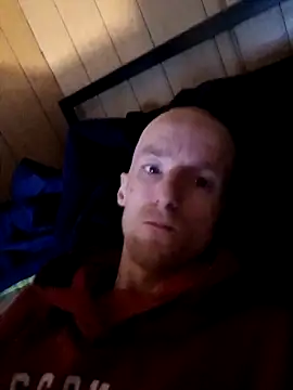 Zippy247 online show from February 4, 2026, 11:33 pm