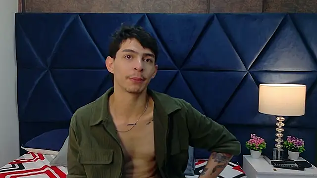 Logan Woods online show from February 16, 2026, 8:07 pm