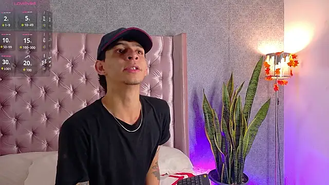 Logan Woods online show from February 18, 2026, 4:14 pm