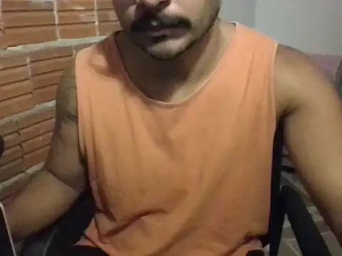 moreno18rn online show from April 13, 2026, 8:35 pm