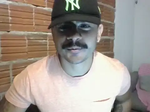 moreno18rn online show from April 10, 2026, 11:39 am