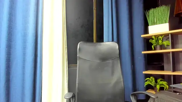 Tobias Vega online show from April 18, 2026, 7:00 am