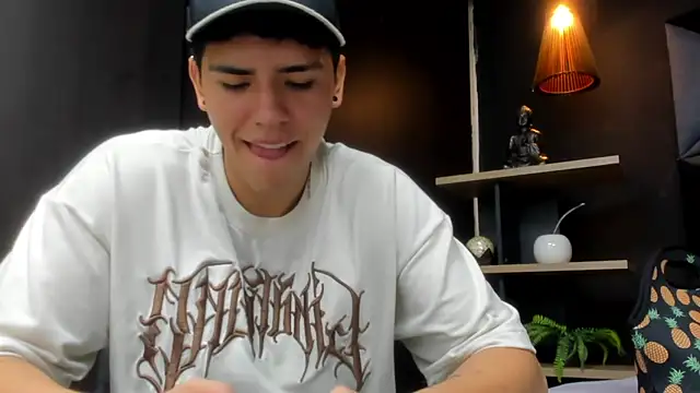 Snapshot of Tobias_Vega chatting on February 28, 2026, 1:16 am Tobias Vega online show from February 28, 2026, 1:16 am