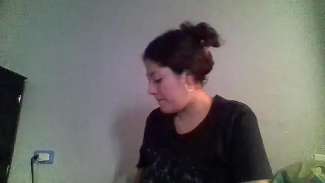 lizzy luminair online show from February 7, 2026, 8:28 pm