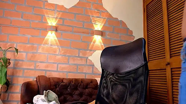 mister eithan online show from February 11, 2026, 2:33 am