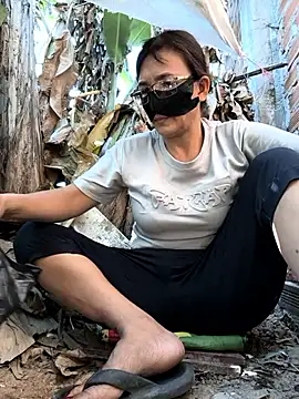 Pussy-xx online show from April 3, 2026, 8:10 am