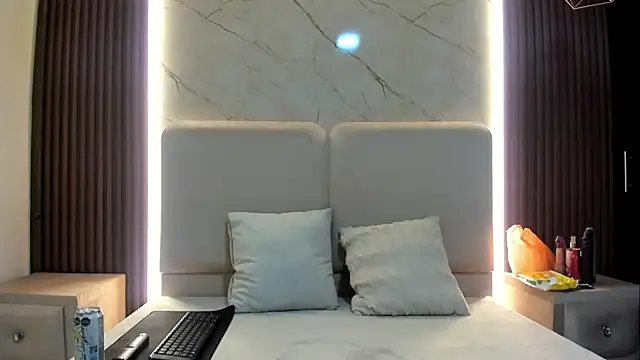 Snapshot of PalomaAguilarx69 chatting on February 13, 2026, 1:16 am PalomaAguilarx69 online show from February 13, 2026, 1:16 am