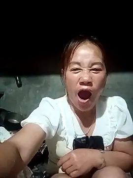 cutebobi online show from March 27, 2026, 10:11 pm