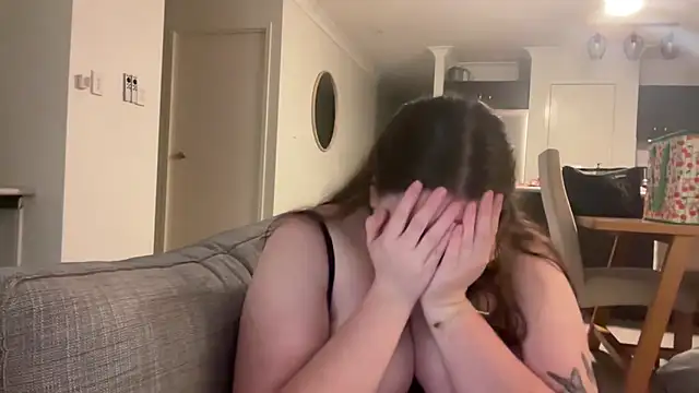 Snapshot of xopeachybaby chatting on May 26, 2026, 12:58 pm xopeachybaby online show from May 26, 2026, 12:58 pm