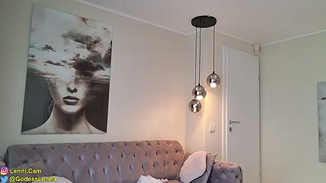 Lenna Godess online show from April 7, 2026, 5:31 am