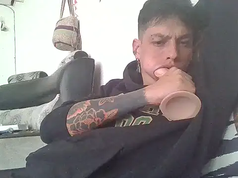 Snapshot of blackninja66 chatting on February 2, 2026, 2:27 pm blackninja66 online show from February 2, 2026, 2:27 pm