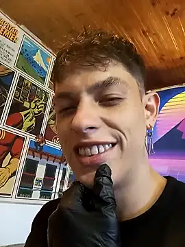 Snapshot of blackninja66 chatting on February 6, 2026, 10:28 pm blackninja66 online show from February 6, 2026, 10:28 pm