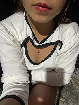 Lonasex99 online show from February 13, 2026, 12:49 pm