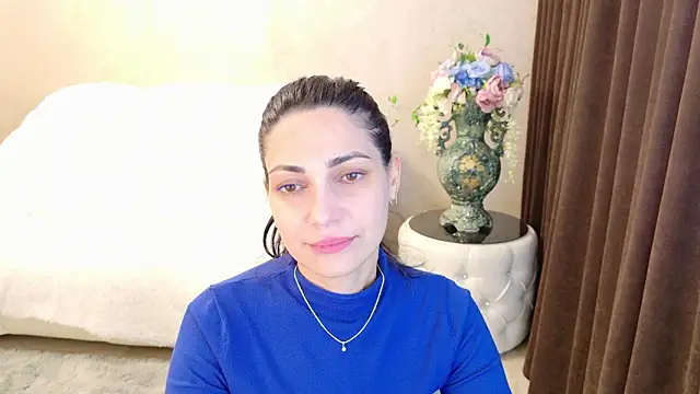 Snapshot of LovelyBeatrice chatting on February 17, 2026, 8:11 am LovelyBeatrice online show from February 17, 2026, 8:11 am