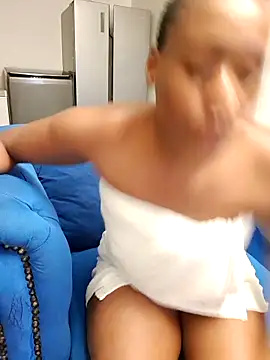 Snapshot of Barbieee1301 chatting on February 20, 2026, 7:05 pm Barbieee1301 online show from February 20, 2026, 7:05 pm