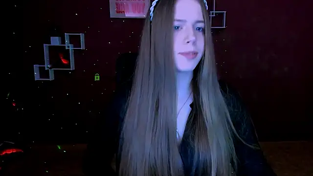 Snapshot of lumi_soft chatting on February 19, 2026, 8:44 am lumi soft online show from February 19, 2026, 8:44 am