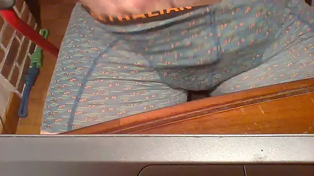 Snapshot of ludowrss chatting on May 26, 2026, 9:57 pm ludowrss online show from May 26, 2026, 9:57 pm