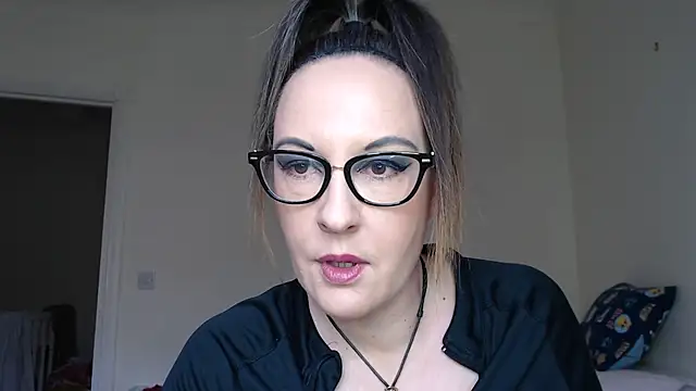 PsychicDominatrix online show from February 12, 2026, 10:48 am