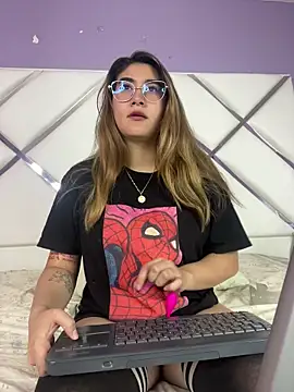 LunaRiivas online show from February 20, 2026, 12:51 pm