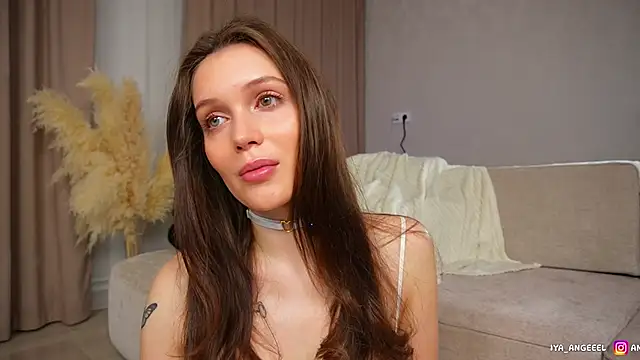 Anya angel online show from February 15, 2026, 8:52 pm