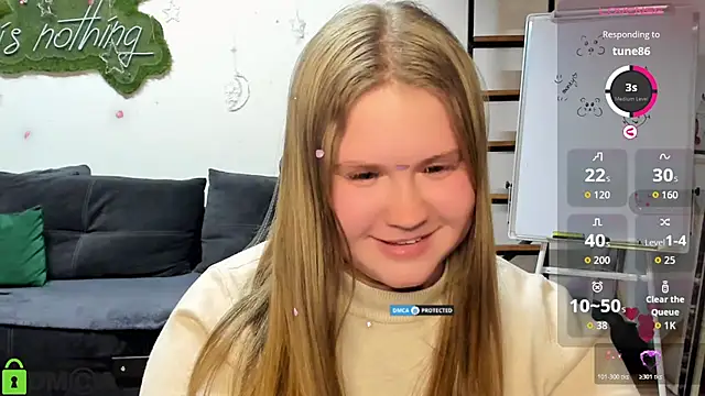 SnowQueen02 online show from January 18, 2026, 10:46 pm