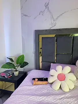 Doll Luna  online show from February 5, 2026, 3:13 am