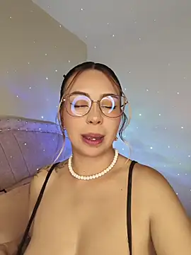 BellaDonna 16 online show from May 21, 2026, 10:18 pm