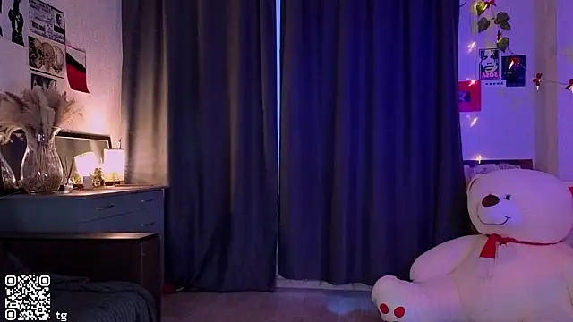 Snapshot of Kendaliby_ chatting on February 28, 2026, 1:38 am Kendaliby online show from February 28, 2026, 1:38 am