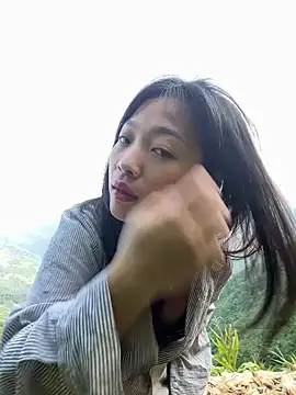 Lyn-be99 online show from July 22, 2026, 12:01 am