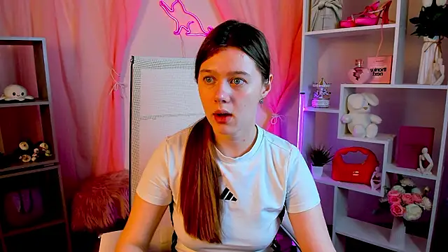 CelestineMauriac online show from March 16, 2026, 12:31 pm