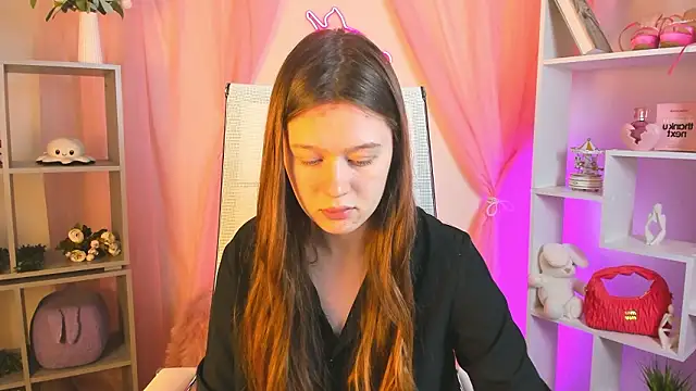 Snapshot of CelestineMauriac chatting on February 28, 2026, 12:38 pm CelestineMauriac online show from February 28, 2026, 12:38 pm