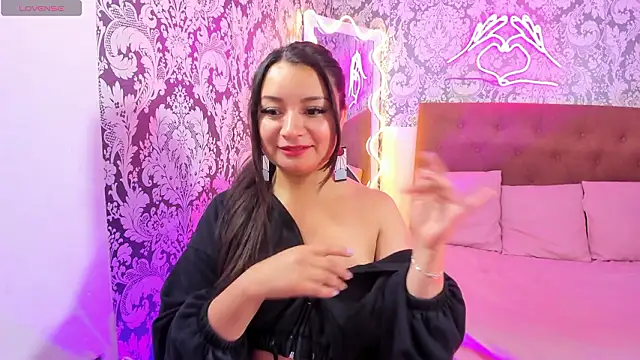 Snapshot of PENNY_TAY chatting on February 1, 2026, 3:27 am PENNY TAY online show from February 1, 2026, 3:27 am