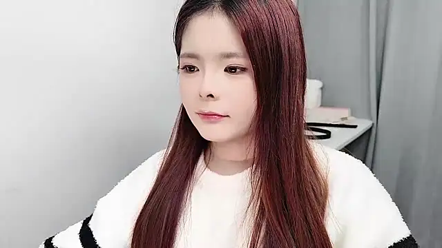 Snapshot of cherry-_-cherry chatting on February 16, 2026, 1:37 am cherry- -cherry online show from February 16, 2026, 1:37 am