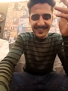 Snapshot of Medo_king1 chatting on January 31, 2026, 8:18 pm Medo king1 online show from January 31, 2026, 8:18 pm