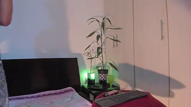 Erickpritz xh online show from April 16, 2026, 9:04 pm