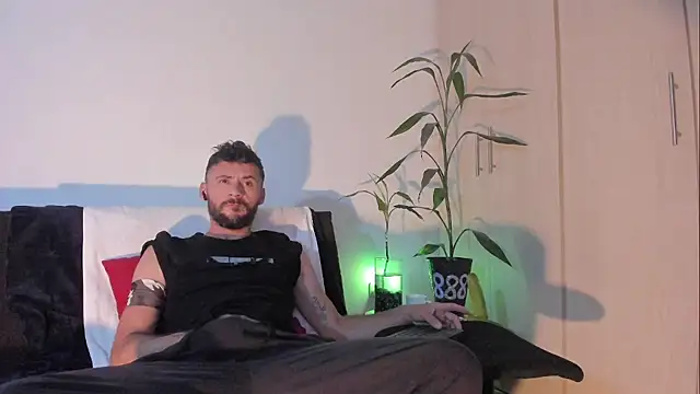 Snapshot of Erickpritz_xh chatting on May 4, 2026, 9:50 pm Erickpritz xh online show from May 4, 2026, 9:50 pm