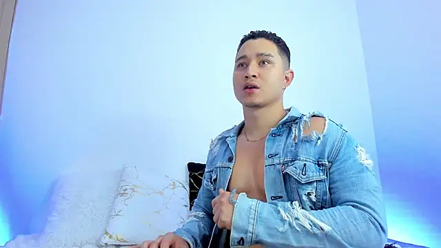 Axel nova online show from March 6, 2026, 2:12 pm