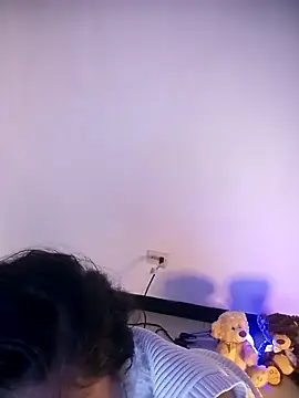  aish a online show from April 16, 2026, 8:09 pm