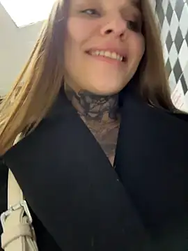 KishaMur online show from February 18, 2026, 4:21 am