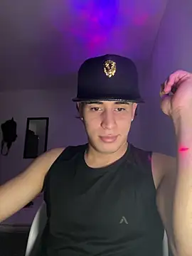 Maximuz1920 online show from March 31, 2026, 5:09 am