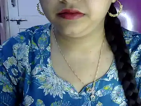 Snapshot of Cute_Aliyaa chatting on June 22, 2026, 1:08 pm Cute Aliyaa online show from June 22, 2026, 1:08 pm