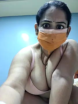 diyam4002 online show from February 21, 2026, 11:34 am