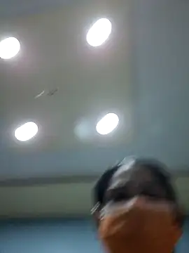 diyam4002 online show from February 25, 2026, 9:31 am