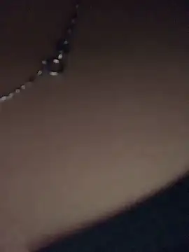 Snapshot of Hoa-tuylip chatting on February 15, 2026, 12:59 pm Hoa-tuylip online show from February 15, 2026, 12:59 pm