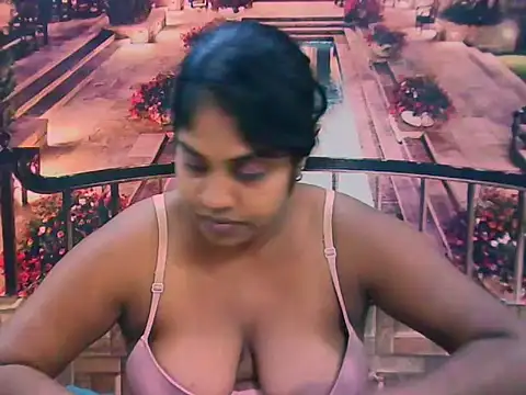 Snapshot of IndianDiva27 chatting on March 1, 2026, 6:13 am IndianDiva27 online show from March 1, 2026, 6:13 am