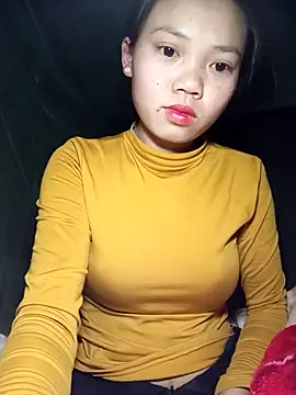 Snapshot of derylove_ chatting on February 12, 2026, 4:51 pm derylove online show from February 12, 2026, 4:51 pm