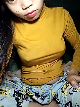 derylove  online show from May 9, 2026, 1:47 pm